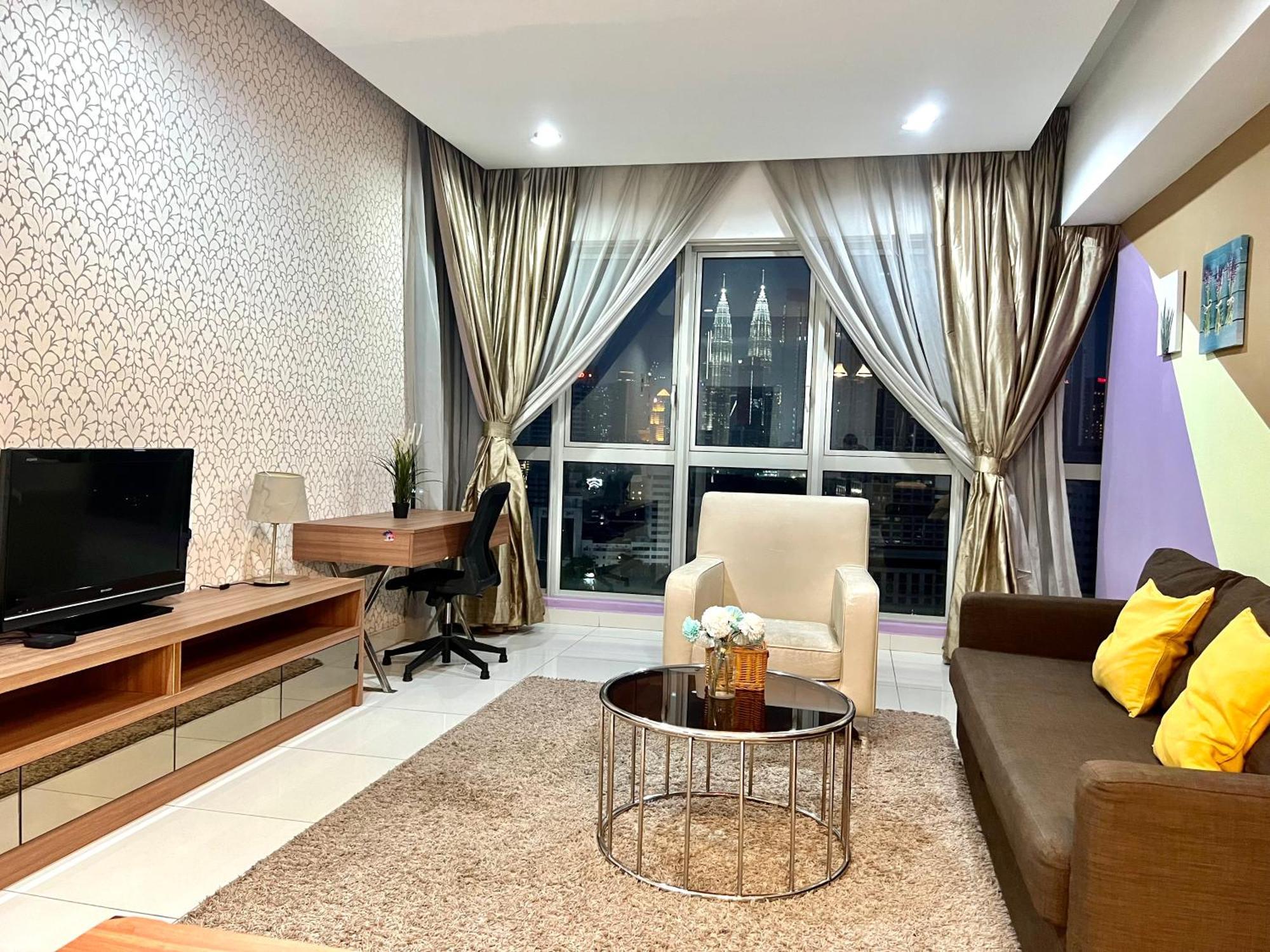 Regalia Suites 424 กัวลาลัมเปอร์ ภายนอก รูปภาพ