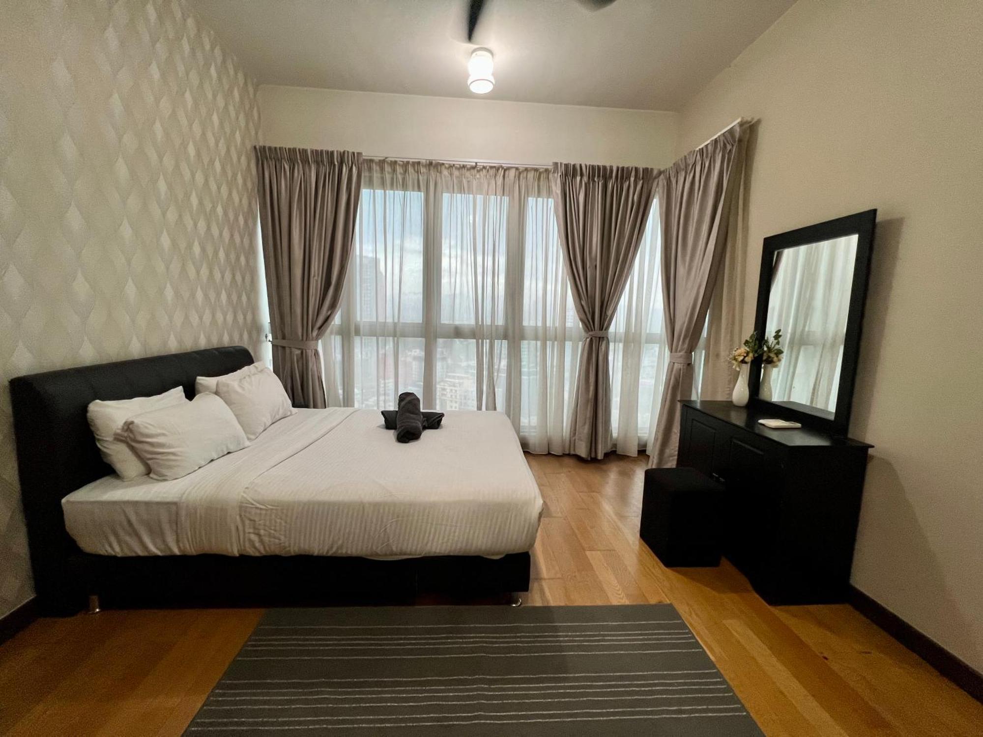 Regalia Suites 424 กัวลาลัมเปอร์ ภายนอก รูปภาพ