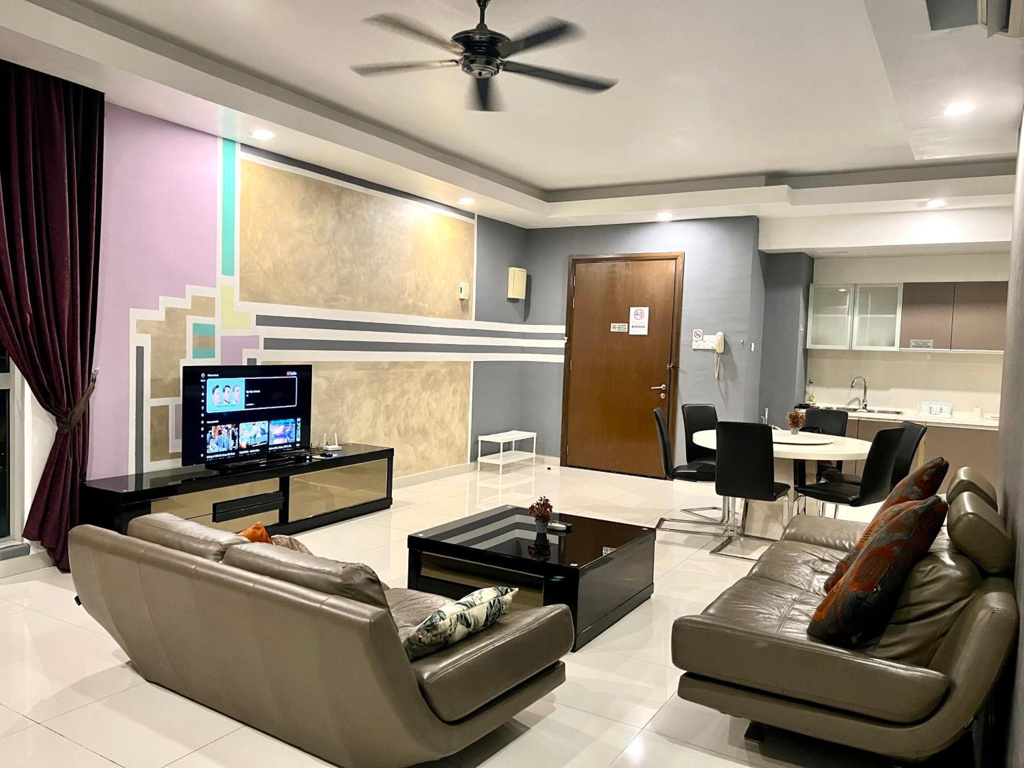 Regalia Suites 424 กัวลาลัมเปอร์ ภายนอก รูปภาพ